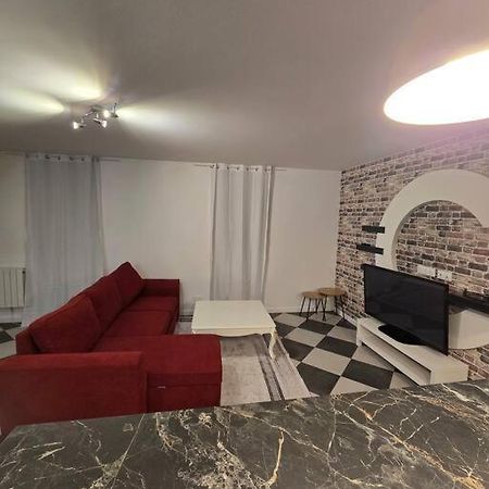 Maison De Vacances Proche Blaye Mazion Экстерьер фото